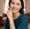 Elegant Knot Grace Kada Set